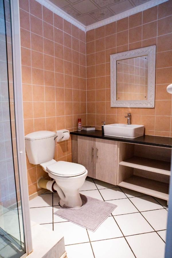 Woodpecker Guesthouse Ficksburg Zewnętrze zdjęcie