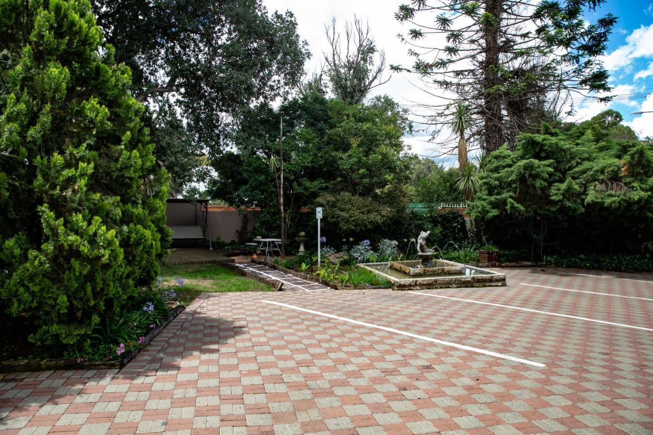 Woodpecker Guesthouse Ficksburg Zewnętrze zdjęcie