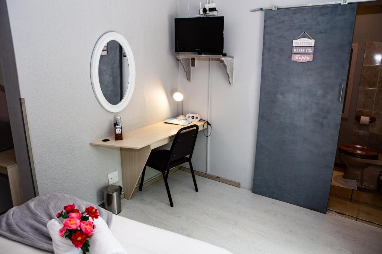 Woodpecker Guesthouse Ficksburg Zewnętrze zdjęcie