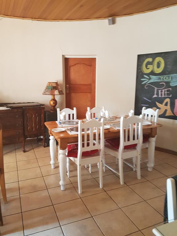 Woodpecker Guesthouse Ficksburg Zewnętrze zdjęcie